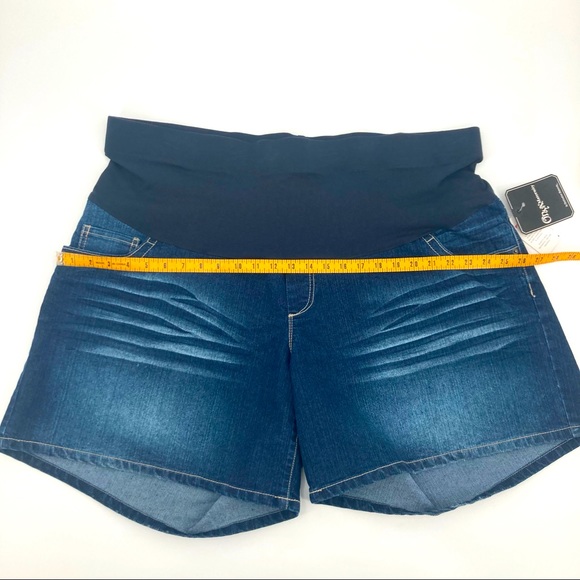 Onyx Maternity Plus Size Distressed Denim Jean Shorts 3X NWT - Picture 8 of 9